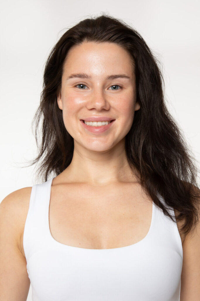 Anastasia An.