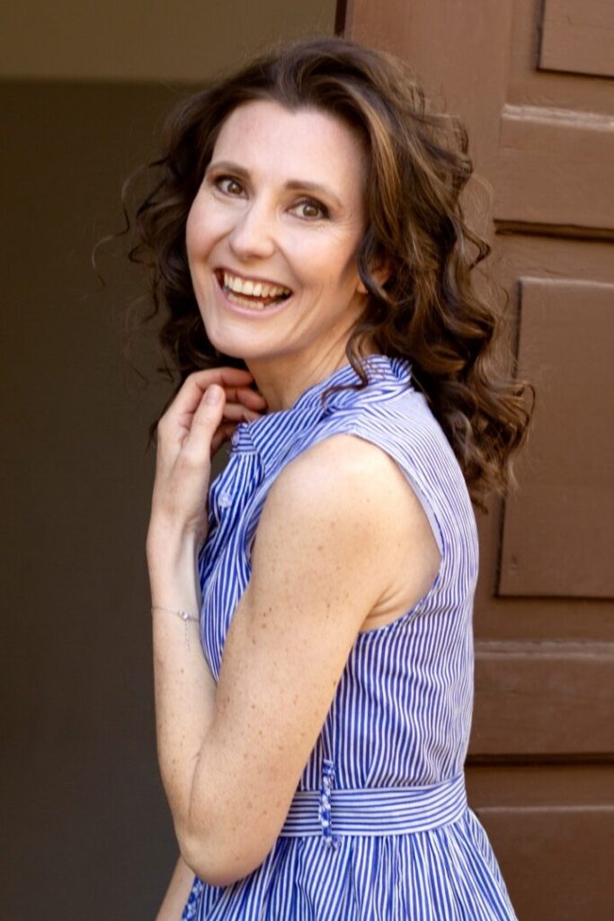 Patricia Helena.