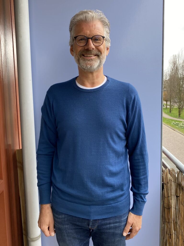 Bob L.