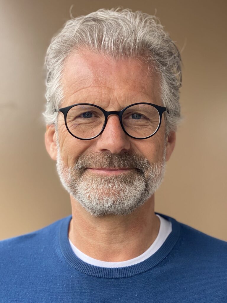 Bob L.