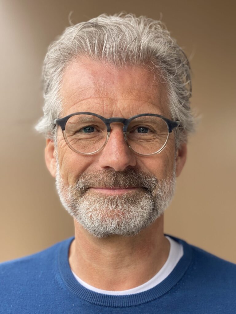 Bob L.