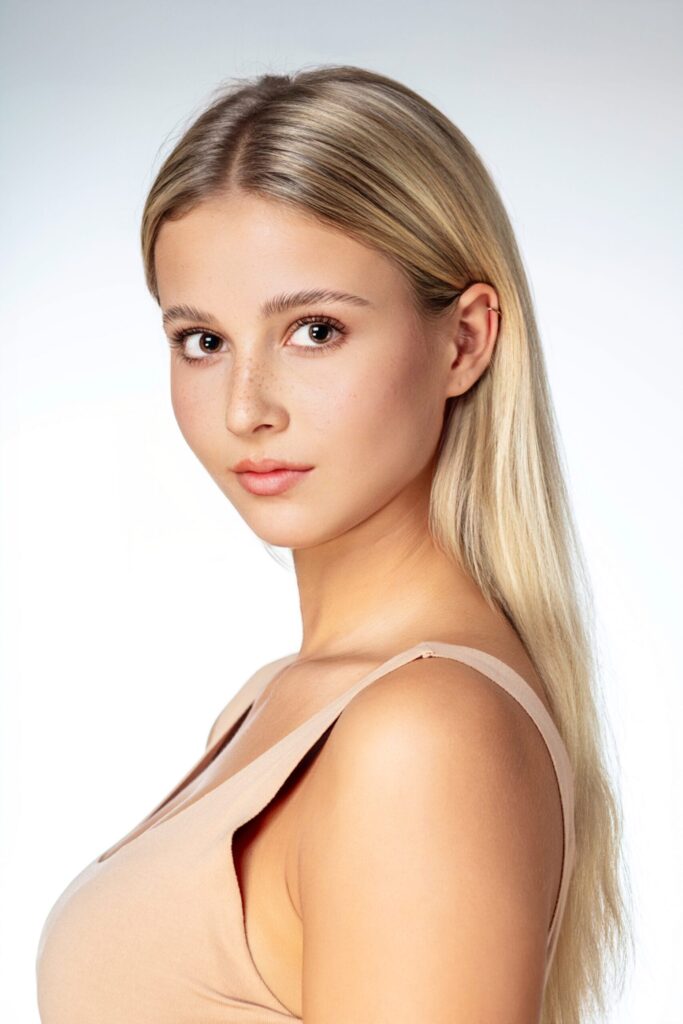 Angelina La.