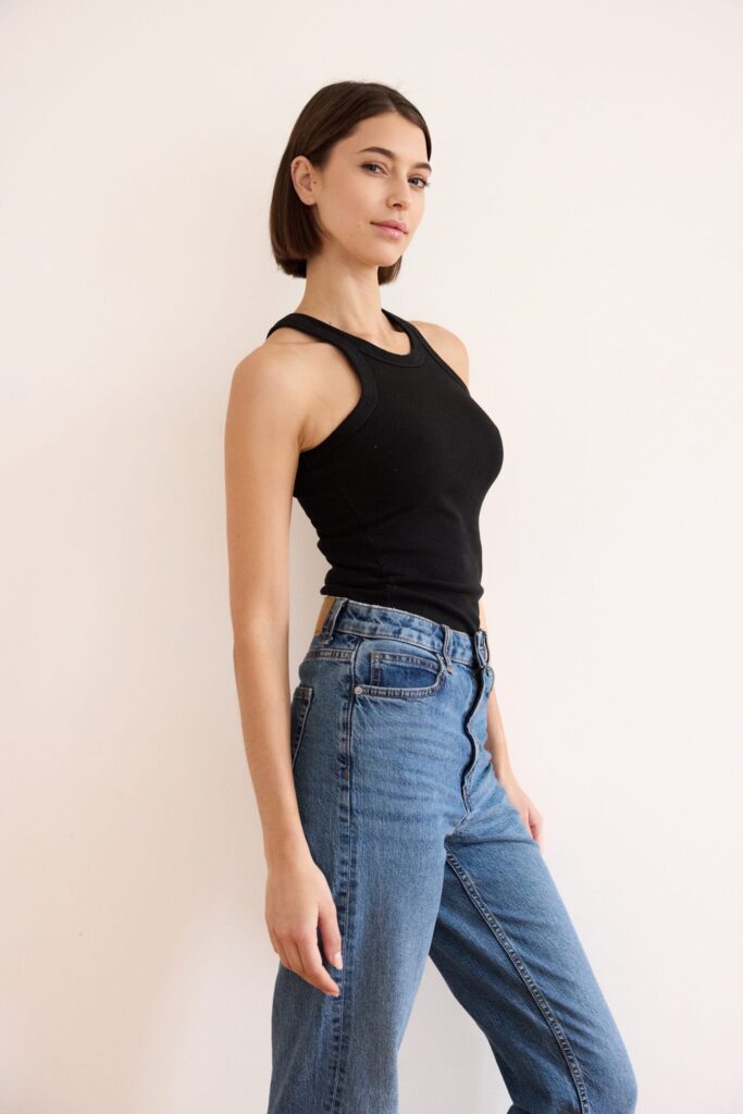 Laura Ba.