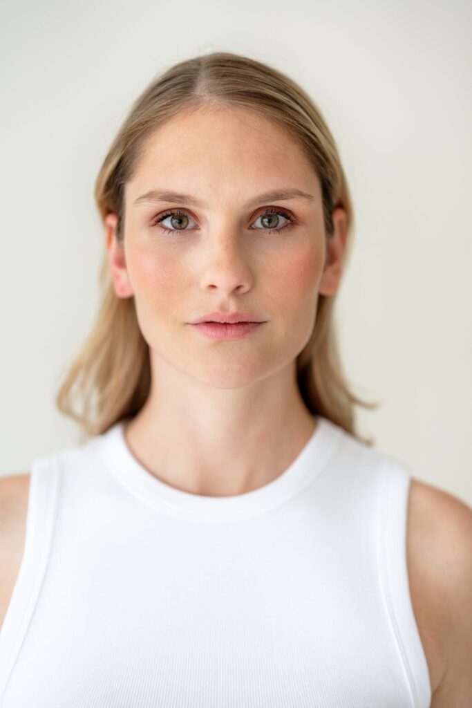 Lena Kn.