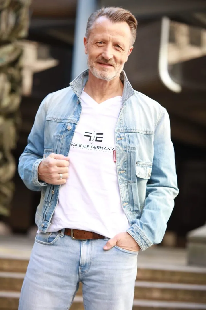 Mike Fra.