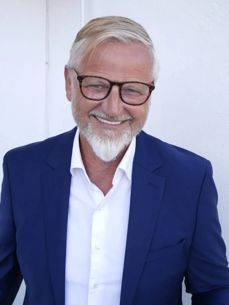 Steffen Ez.