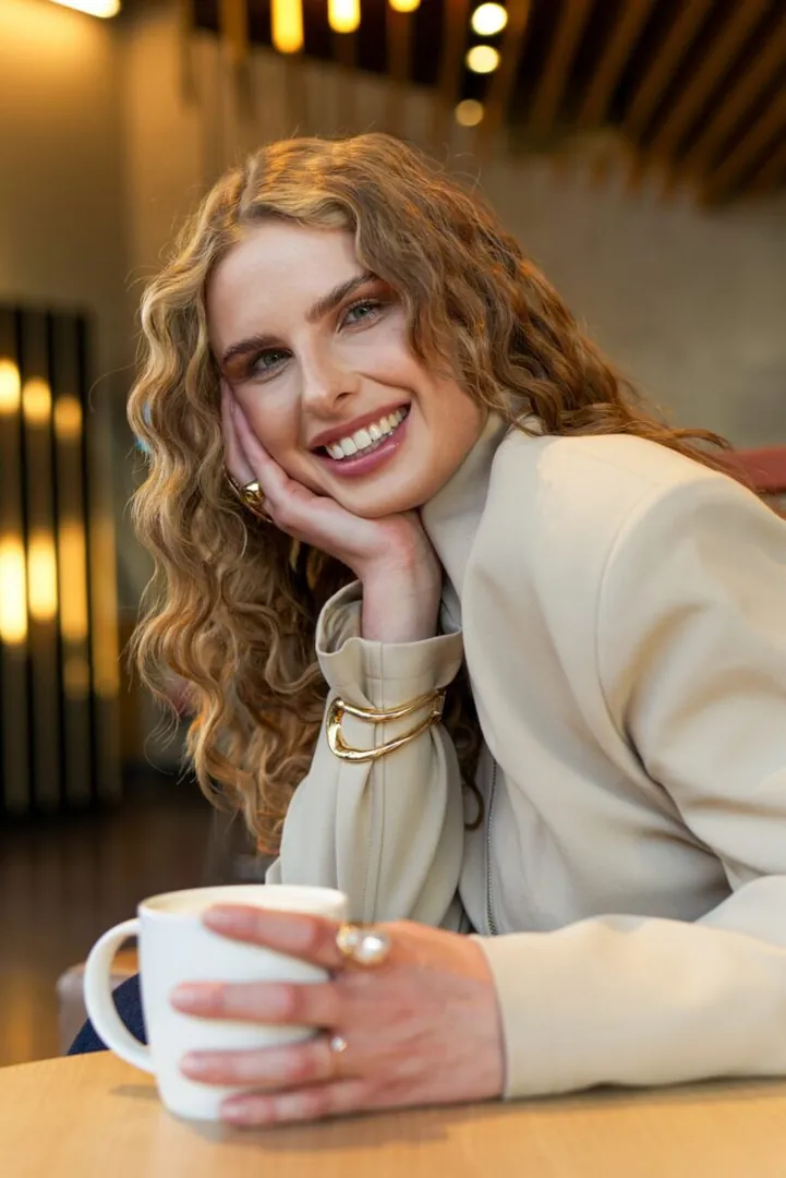 Julia Marina H.